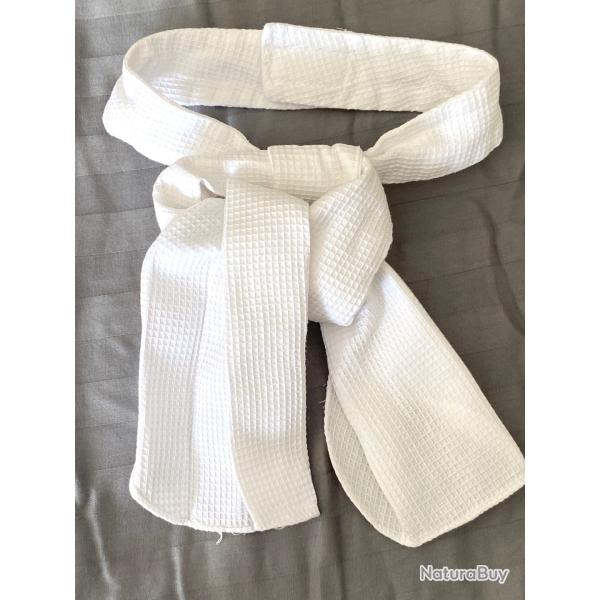 Cravate de dressage r�glementaire �quitation, chasse, pr�-nou�e TU