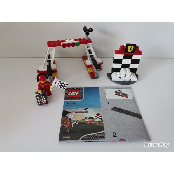 Lego Ligne d'Arrive et Podium Ferrari no 40194 complet
