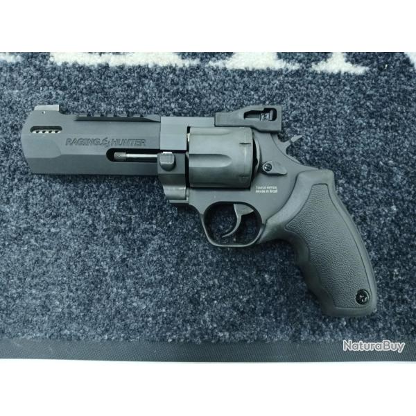 Taurus Raging Hunter Black 5 1/8" 44 mag