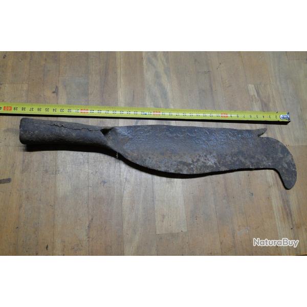 fer de guisarme epoque � d�terminer en baisse