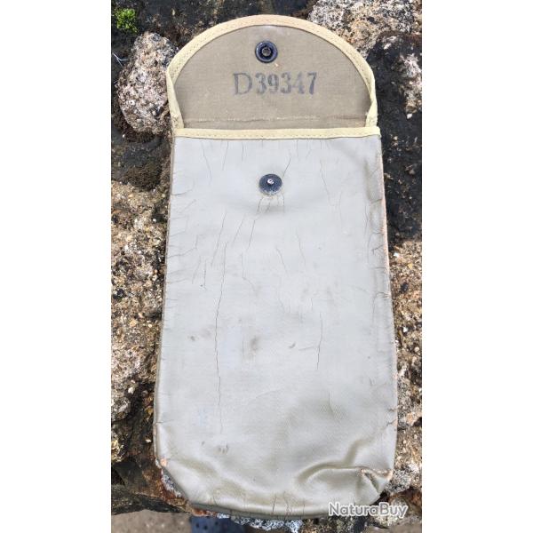 Pochette d'entretien US "Bolt" - US ARMY WW2 ( mat�riel original ) toile cir�