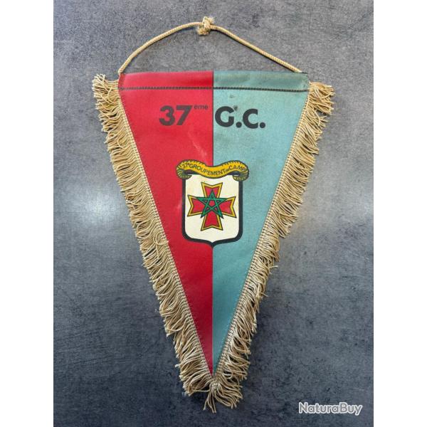 Fanion militaire 37 eme groupement de camp