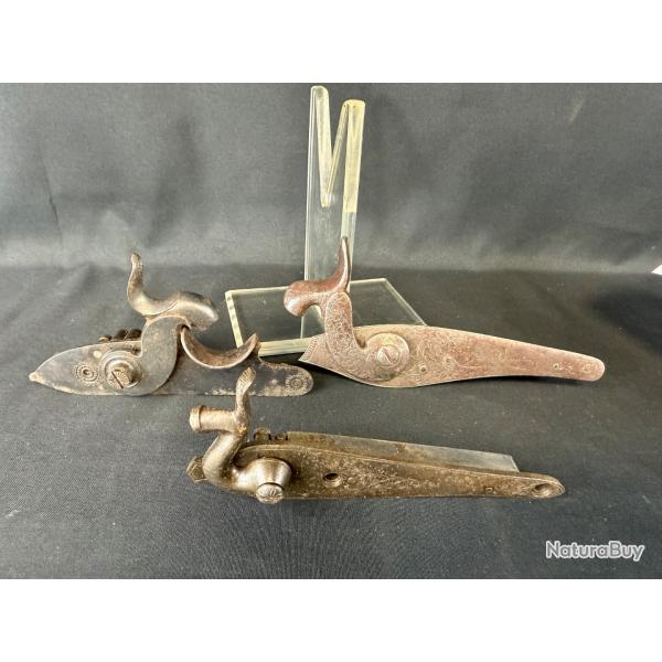 PI�CES D�TACH�ES: LOT DE 3 platines