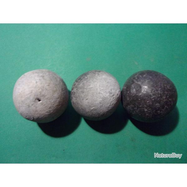 3 boulets de canon de marine en plomb 41 m/m de diam�tre