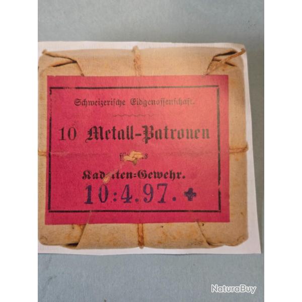 ATTENTION,Variente, Une 10,4 x 38 R Vetterli "Kadeten" de 1897.Chargement et calpinage diff�rent