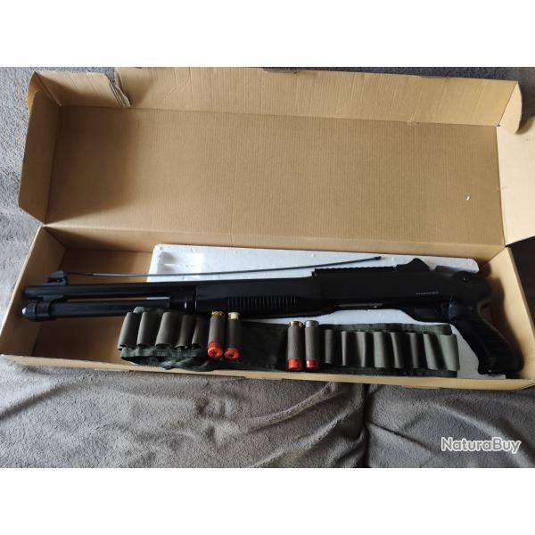 R�plique airsoft fusil � pompe  calibre 6 mm BB bullet marque koer