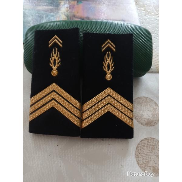 Galons de gendarmerie mobile de mar�chal des logis chef