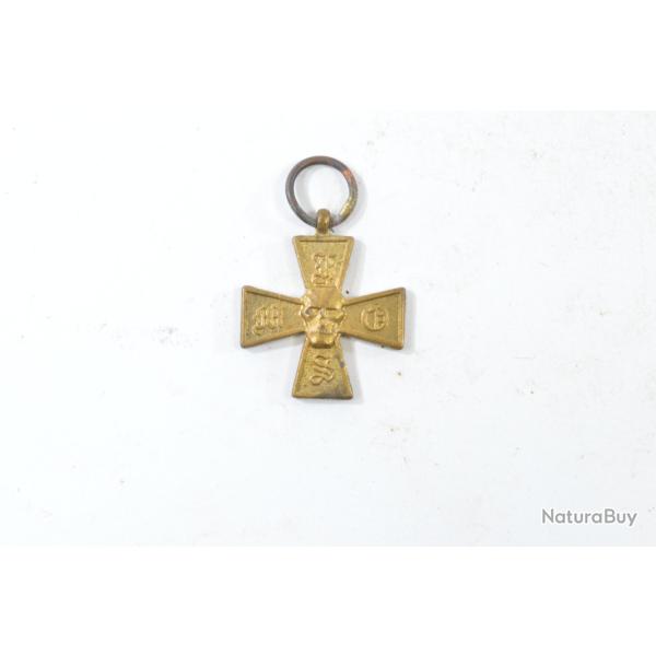 M�daille miniature associative military order of the firing squad, croix de fer et t�te de mort.