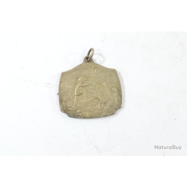 M�daille pendentif concours des plages, journal LE SOIR 1926. Plage chateau de sable mer vacances