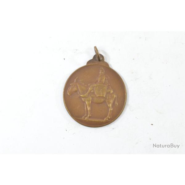 M�daille pendentif jeux de plage du Journal LE SOIR 1930