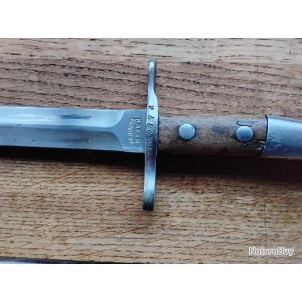 Tres belle Baionnette suisse.