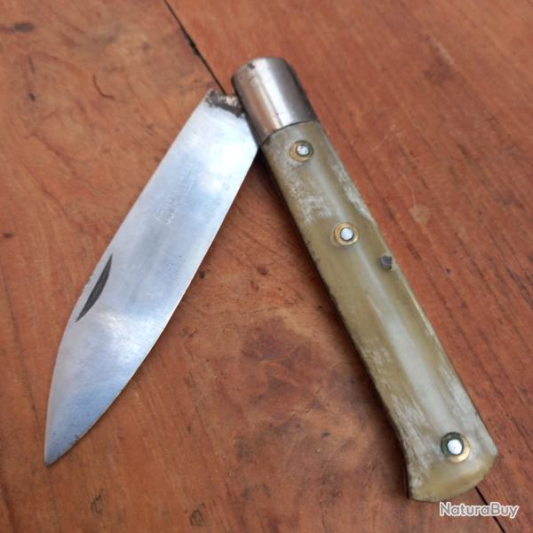 Couteau R�gional YSSINGEAUX 555 VERITABLE MALLARET Manche en Corne