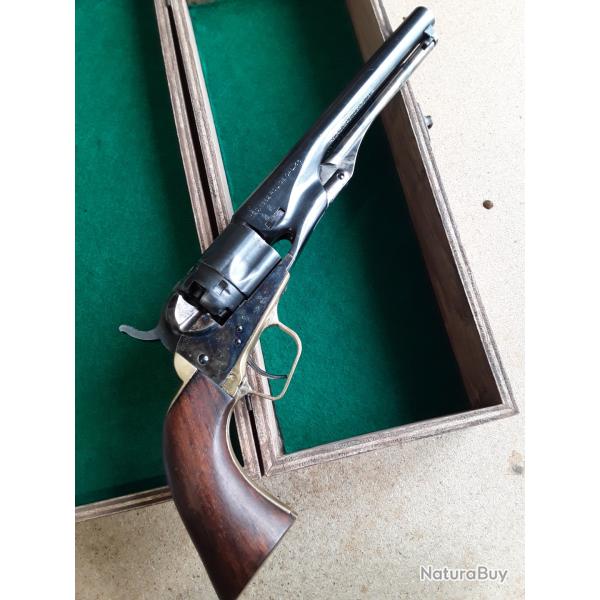 1862 police Uberti Pocket. Arms Rigdefield . Cal 36 . 6,5 pouces. Bronz� noir. TBE.