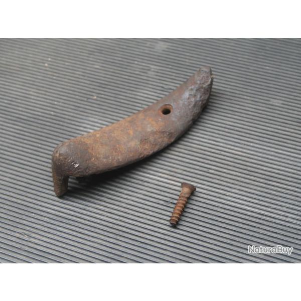 Plaque de couche acier pour carabine Buffalo Manufrance REF 107/2025