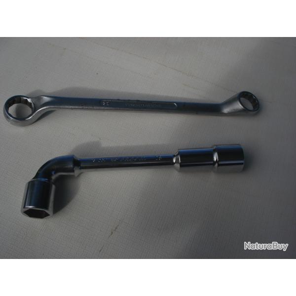 Clef � pipe facom 28 et clef double � oeil coud�e 27/32