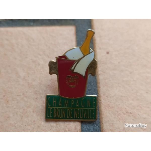 PINS BOISSON CHAMPAGNE LEBRUN DE NEUVILLE