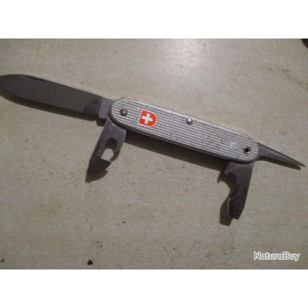 couteau du soldat suisse victorinox 1981