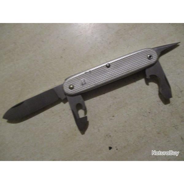 couteau du soldat suisse wenger 1975