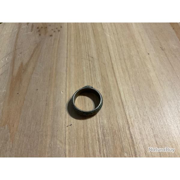 Une bague ww2