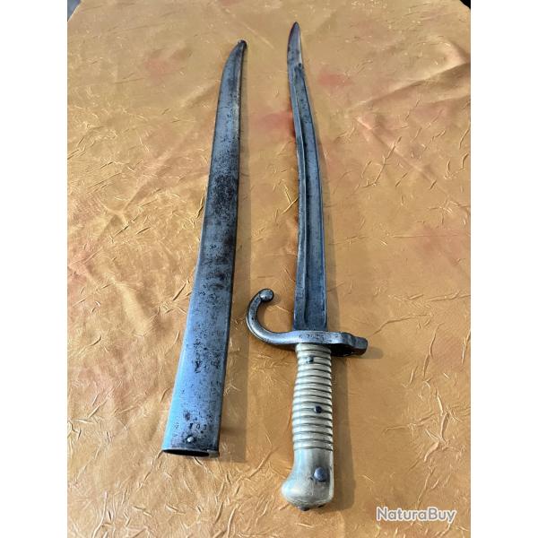 Superbe Ba�onnette chassepot avec fourreau