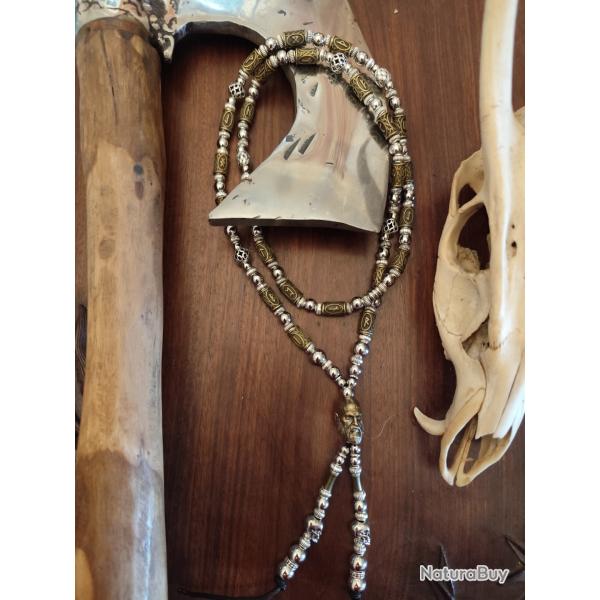 Collier de self d�fense en perles de m�tal th�me Nordique Viking