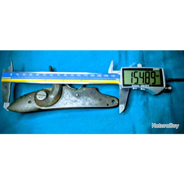 Platine de Tulle  transform�e en percussion mais peu �tre reconduite sans probl�mes. AOC5