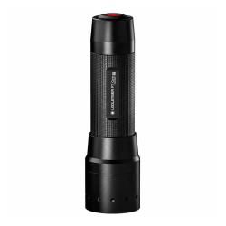 Lampe torche P7 Core 450 Lumens port&eacute;e 300m piles LR3 incluses