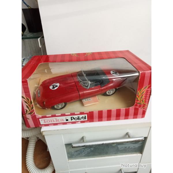 Polistil 1692 Tonka, jaguar Type E XK E 4.2 L cabriolet rouge  1/16, avec boite d'origine