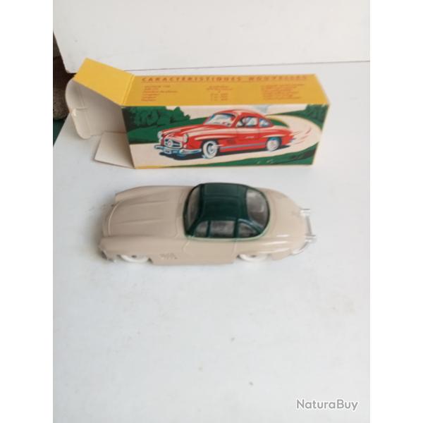 Quiralu Mercedes-Benz 300 SL bicolore 1/43 neuf en bote toit vert