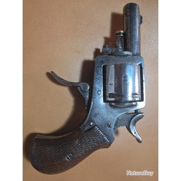 REVOLVER DE FABRICATION AMLEMANDE -   BULLDOG CALIBRE 320 - PARFAIT �TAT