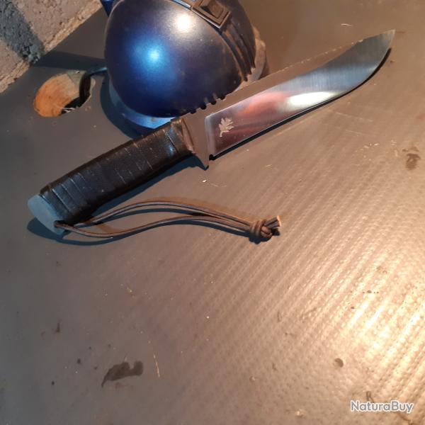 Couteau bushcraft artisanal