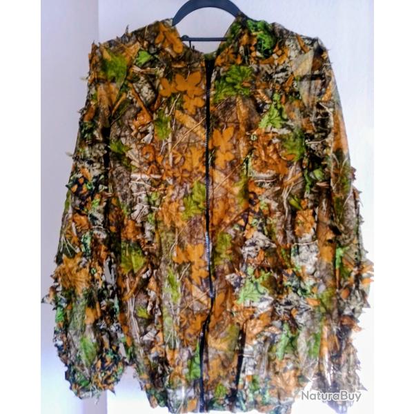 Costume de chasse camouflage � capuche. Neuf.