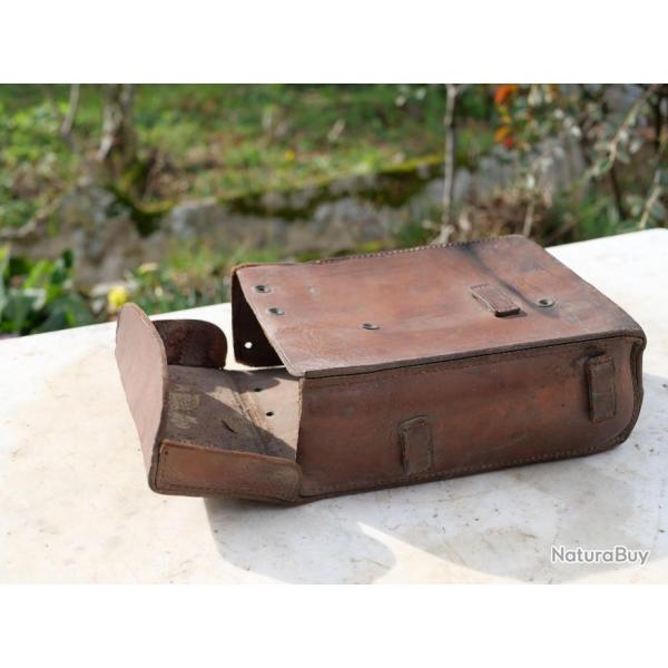 US ARMY - tlphone campagne US housse LEATHER type EE8-B - provenance Normandie 1944