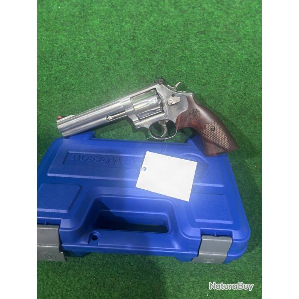 Revolver Smith et Wesson 686plus deluxe 357 mag