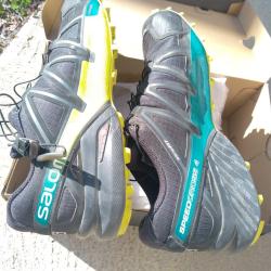 Chaussures Salomon speedcross 4