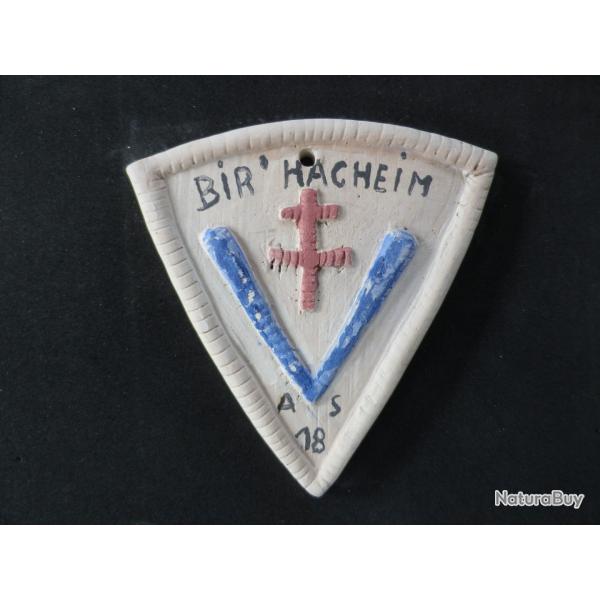 PLAQUE  PLATRE/ MAQUIS FFI BIR HAKEIM / CROIX LORRAINE /CHASSENEUIL CHARENTES 16