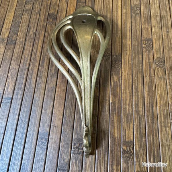 GARDE DE SABRE EN BRONZE BALP