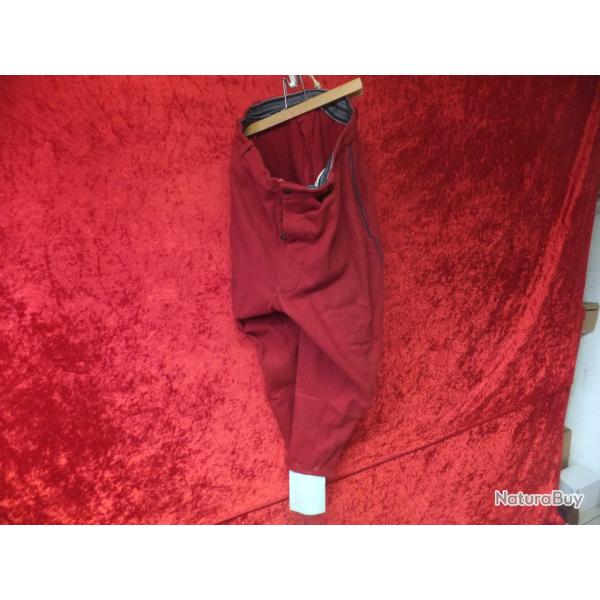 Ancien costume militaire.  pantalon militaire                                              (B4)