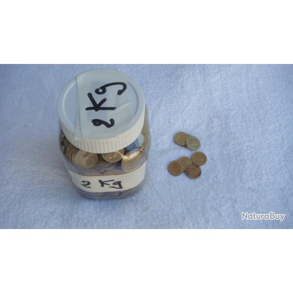 LOT DE PIECES DE MONNAIES 5 CENTIMES MARIANNE CINQUIEME REPUBLIQUE ( DEUX KILOS )