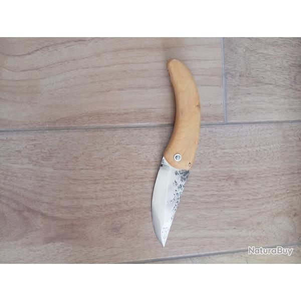 Couteau pliant deux clous forg� en acier carbone bois d'if