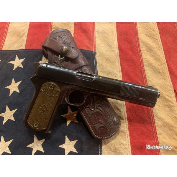 Pistolet Colt 1900 calibre 38 ACP