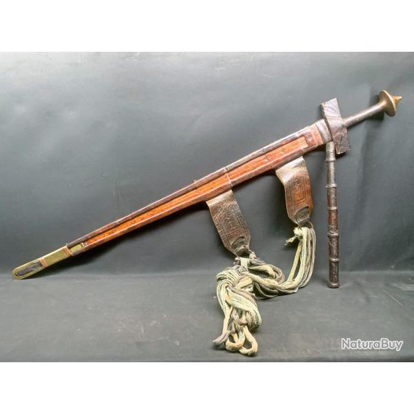 BELLE EPEE TAKOUBA TOUAREG DES ANNEES 20, LAME DECOREE, AFRICAIN SWORD