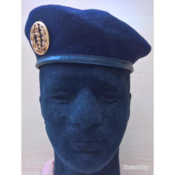 B�ret du Service de Sant� des Arm�es