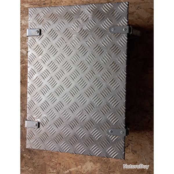 Caisse aluminium.