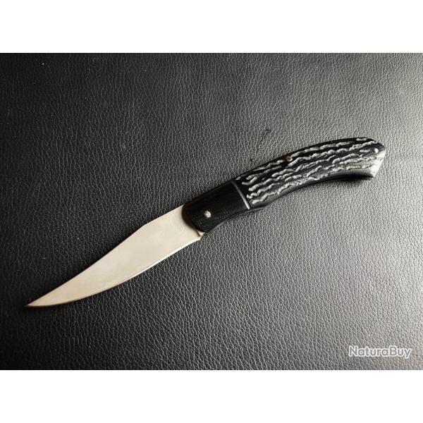 Couteau pliant cran forc d'Artefakt Knives manche en G10 lame en D2