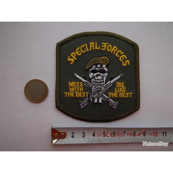 �cussons forces sp�ciales l�gion parachutiste insigne militaire collection