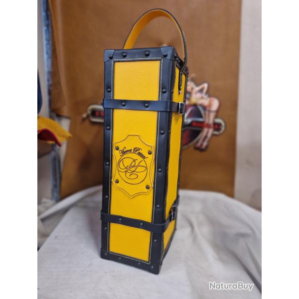 coffret de vin  en cuir fabrication artisanal