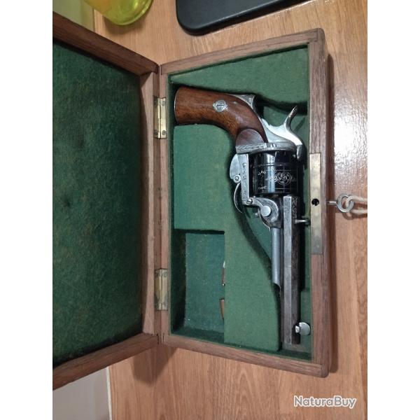 rvolver Loron en coffret