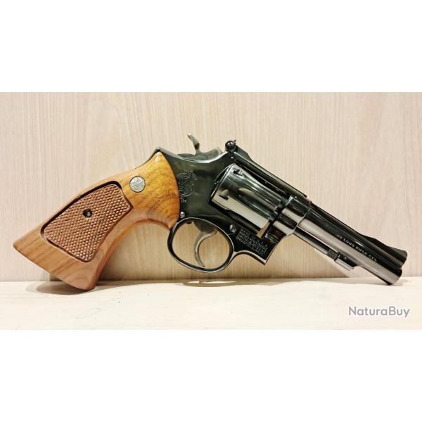 SMITH & WESSON 18 22LR