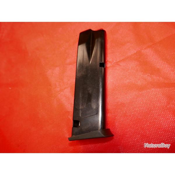 Chargeur de TAURUS PT 92/ 99/ 917/ 917C en 9x19mm planchette �l�vatrice